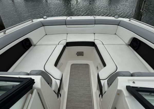 Sea Ray 270SDX image