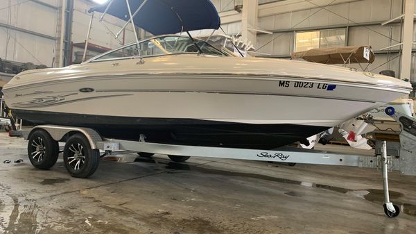 Sea Ray 200 Sport 