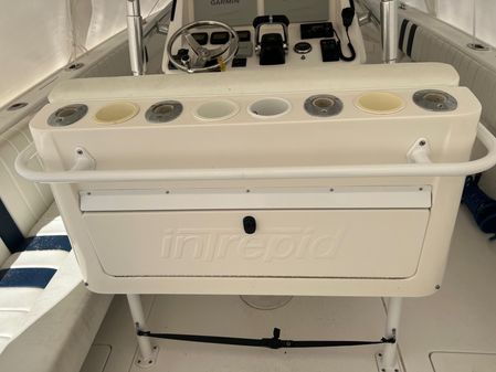 Intrepid 323 image