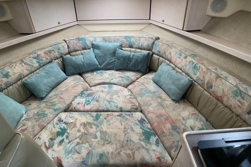 Bayliner 3255 Avanti image