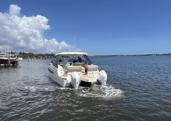 Aquila 32 Sport image