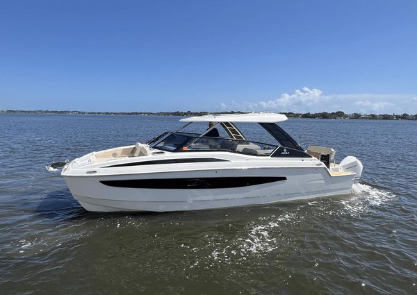 Aquila 32 Sport image