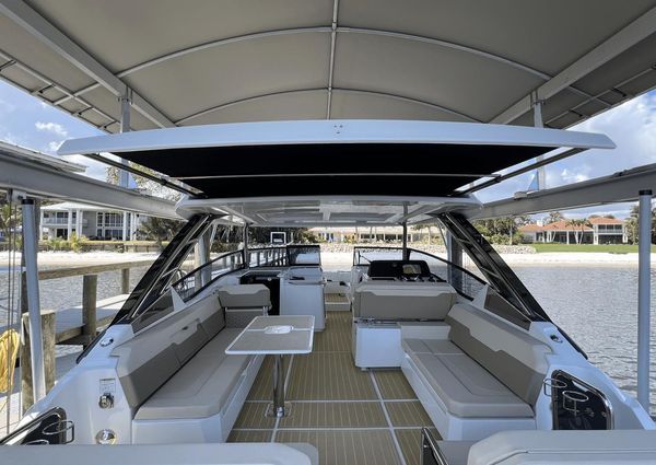 Aquila 32 Sport image