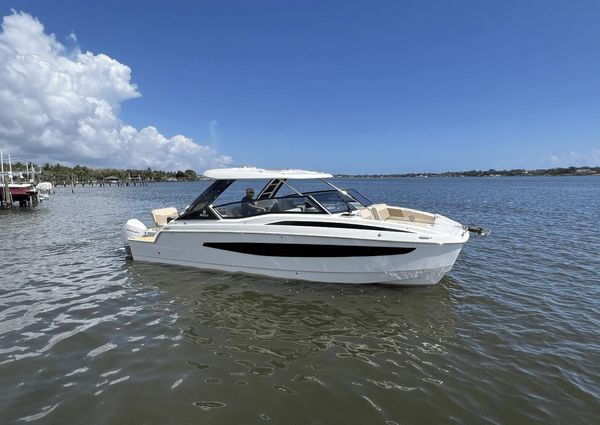 Aquila 32 Sport image