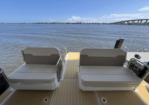 Aquila 32 Sport image