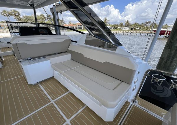 Aquila 32 Sport image