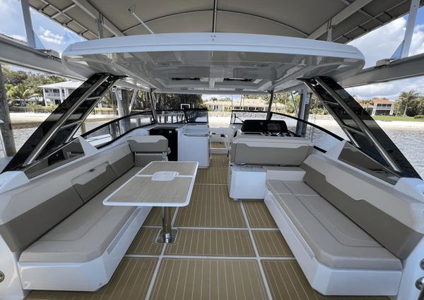 Aquila 32 Sport image