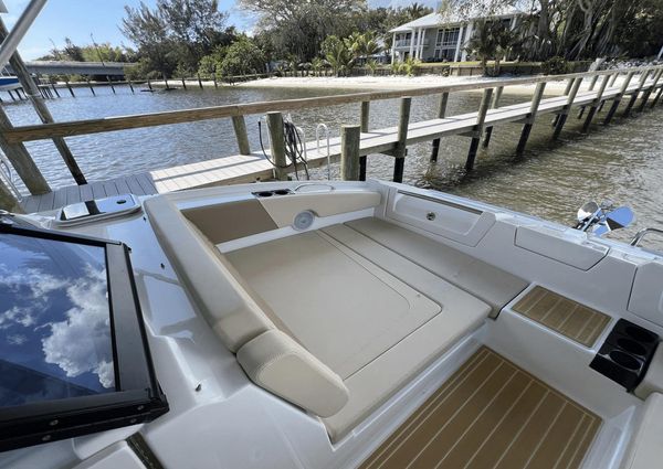 Aquila 32 Sport image