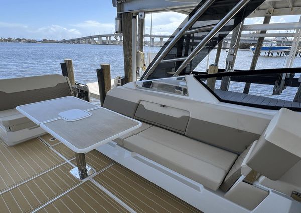 Aquila 32 Sport image