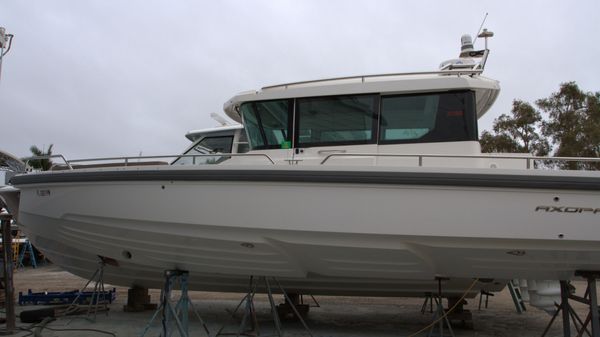 Axopar 28 CABIN
