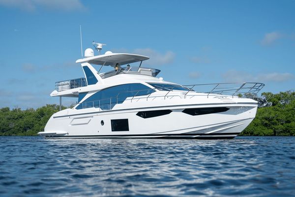 Azimut Fly 60 - main image