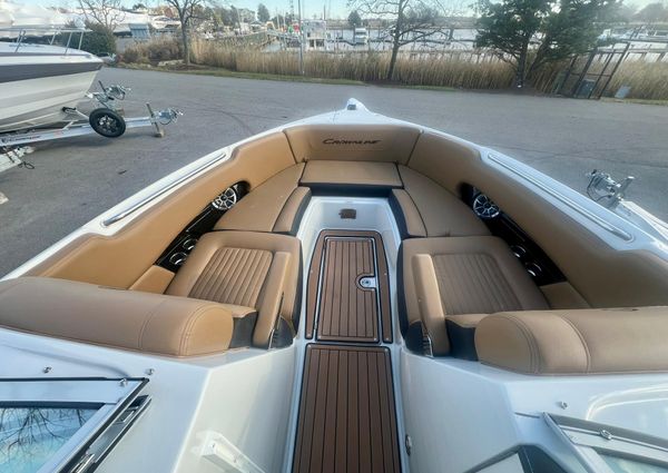 Crownline 310-XSS image