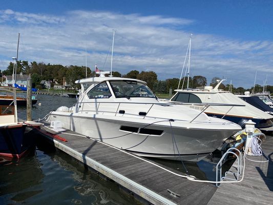 Pursuit OS 355 Offshore - main image
