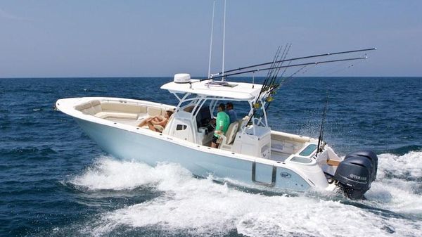 Sea Fox 328 Commander