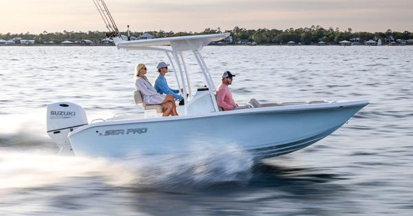 Sea Pro 202 Center Console image