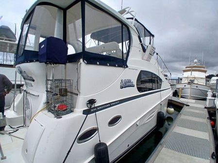 Silverton 35 Motor Yacht image