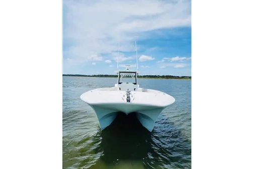 Front-runner 37-CATAMARAN image