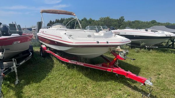 Hurricane Sun Deck 201 Sport