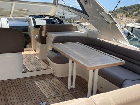 Princess Yachts V42 image