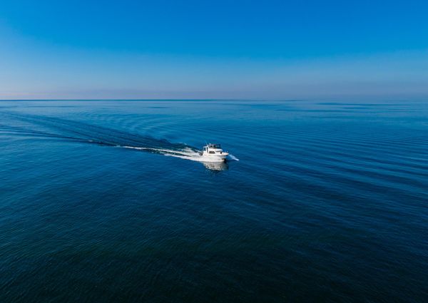 Carver 406 Aft Cabin Motor Yacht image