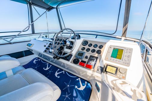 Carver 406 Aft Cabin Motor Yacht image