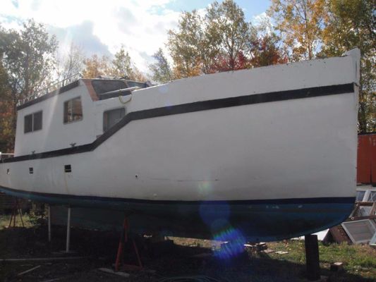 Trawler 45 - main image