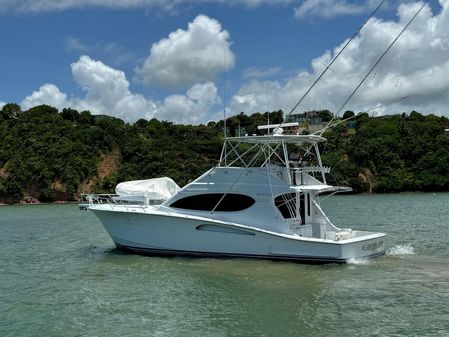 Hatteras 54 Convertible image