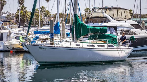 Catalina 38 