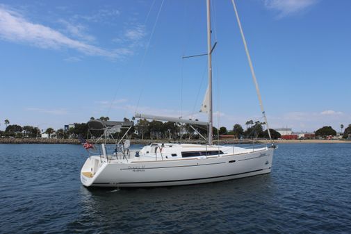 Beneteau Oceanis 37 image