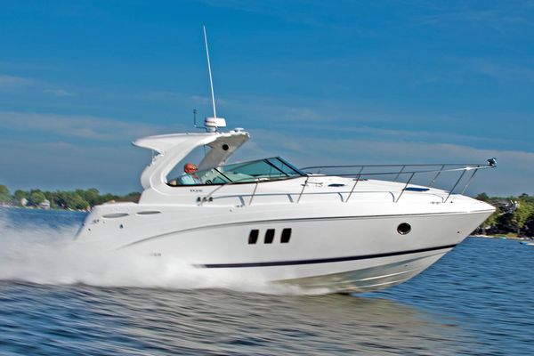 Rinker 370 EX - main image