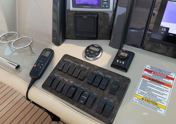 Sea Ray 48 Sundancer image