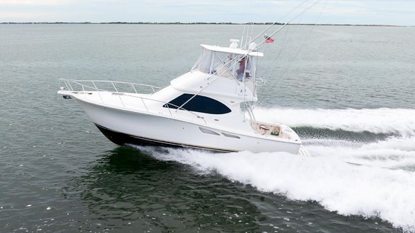 Tiara Yachts 3900 Convertible