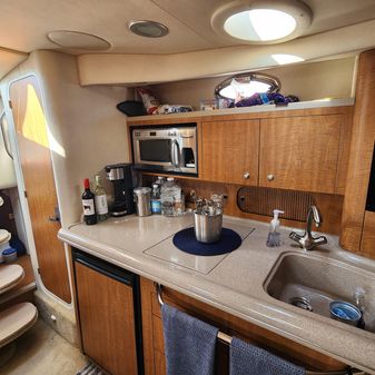 Sea Ray 340 Sundancer image