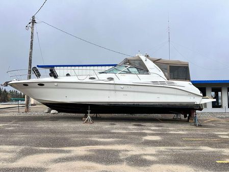 Sea Ray 400 Sundancer image