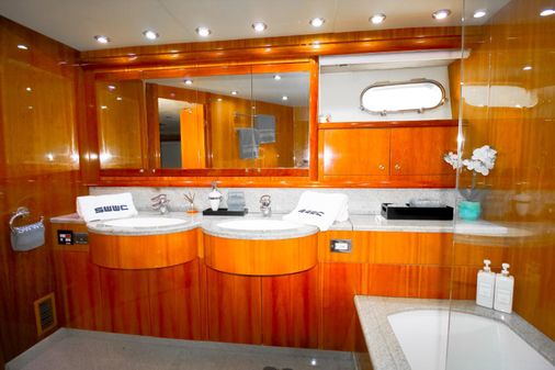 Sunseeker 94 Yacht image