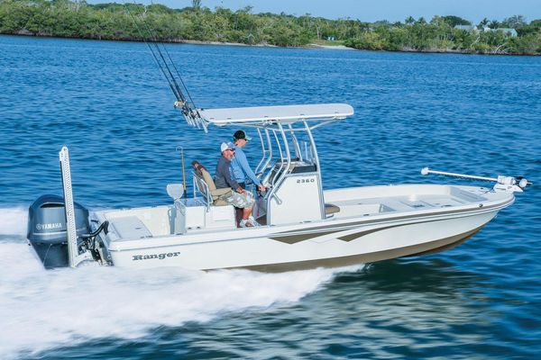 Ranger 2360 Bay Ranger - main image