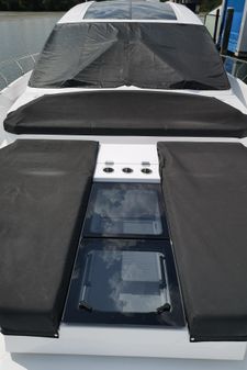 Cruisers Yachts 60 Cantius image