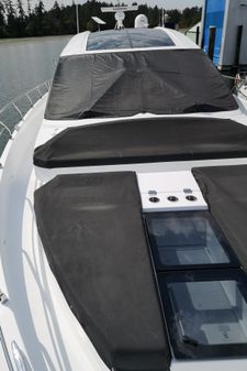 Cruisers Yachts 60 Cantius image