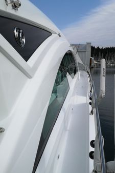 Cruisers Yachts 60 Cantius image