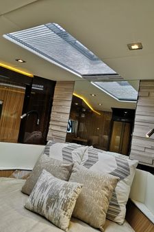 Cruisers Yachts 60 Cantius image