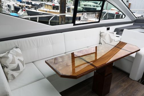 Cruisers Yachts 60 Cantius image