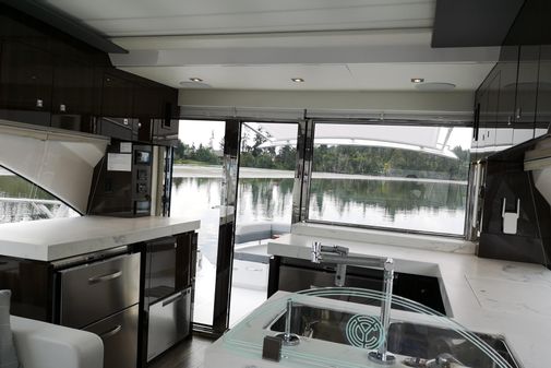 Cruisers Yachts 60 Cantius image