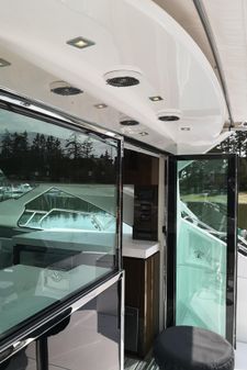 Cruisers Yachts 60 Cantius image