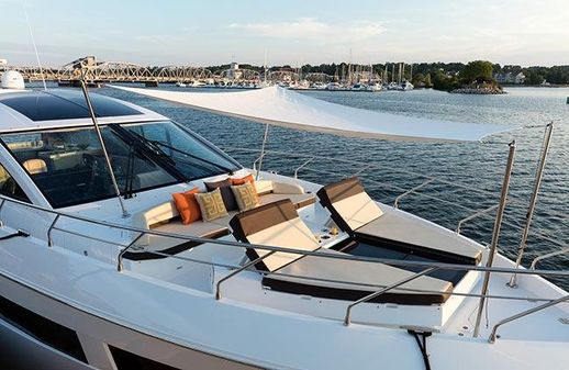 Cruisers Yachts 60 Cantius image