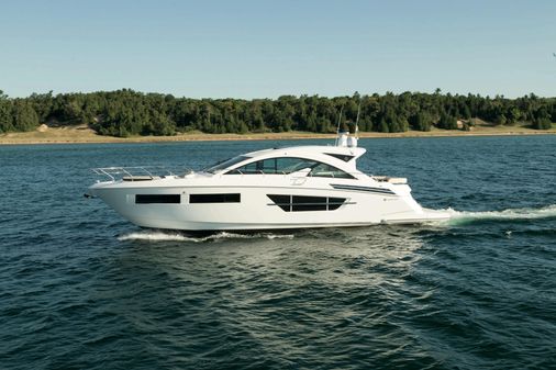 Cruisers Yachts 60 Cantius image