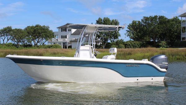 Sea Fox 216 Center Console 