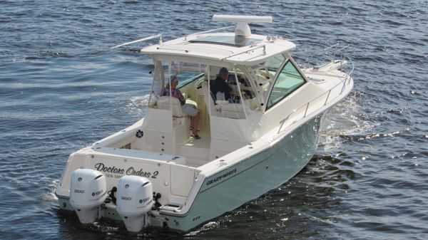 Grady-White 330 Express