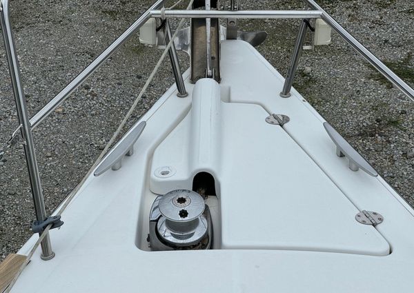 Beneteau Oceanis 37 image