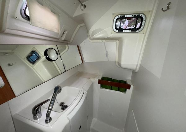 Beneteau Oceanis 37 image