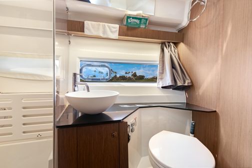 Jeanneau NC 1095 Weekender image